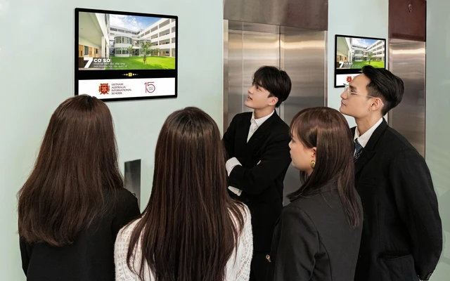Quảng cáo indoor phù hợp với chiến dịch marketing có ngân sách vừa phải và cần nhắm đúng khách hàng mục tiêu