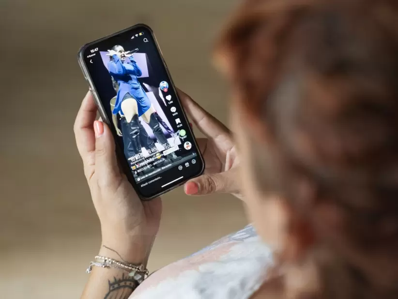Doanh nghiệp sử dụng video dạng ngắn và kể chuyện sáng tạo để thu hút người xem trên nền tảng số.