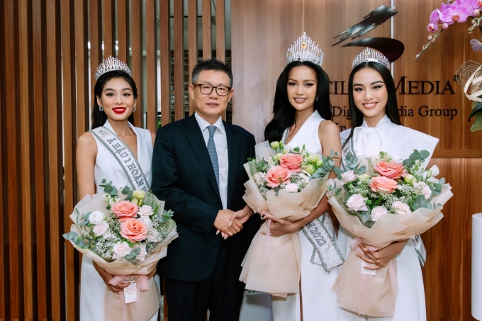 Top 3 Miss Universe Vietnam met with Chicilon Media
